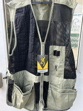 Load image into Gallery viewer, Browning Shooting Vest (2XL)