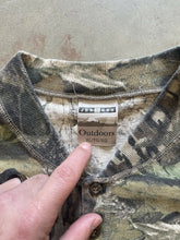 Load image into Gallery viewer, Vintage Mossy Oak Breakup Camo Henley Shirt (XL)