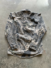 Load image into Gallery viewer, Vintage Mossy Oak Breakup Camo Chamois Shirt (M)