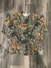 Load image into Gallery viewer, 1990’s Trebark Superflauge Camo Longsleeve Shirt (L)