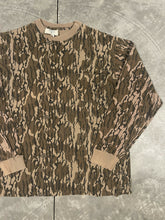 Load image into Gallery viewer, 90’s Mossy Oak Bottomland Long Sleeve Shirt (XL/L) 🇺🇸