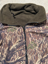 Load image into Gallery viewer, Vintage Browning Reversible Fleece Jacket (Medium)