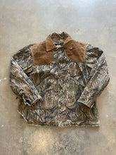 Load image into Gallery viewer, Vintage Mossy Oak Treestand Camo Carhartt Thrashed Jacket (XL)