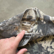 Load image into Gallery viewer, Vintage Mossy Oak Breakup Camo Mock Neck Shirt (XL)