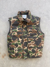 Load image into Gallery viewer, Vintage Trophy Club Duck Camo Vest (M)