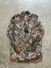 Load image into Gallery viewer, Vintage Mossy Oak Fall Foliage Camo Strap Shirt (S)
