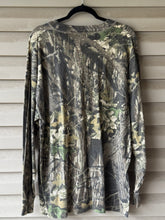 Load image into Gallery viewer, 90’s Mossy Oak Heartland Lodge Henley Shirt (XXL)