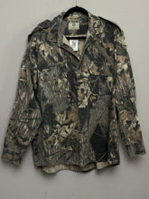 Load image into Gallery viewer, 90’s Mossy Oak Breakup Shirt (XL)