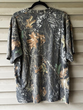 Load image into Gallery viewer, 00’s Mossy Oak Break Up Shirt (XL)