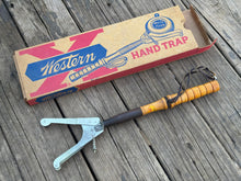 Load image into Gallery viewer, Winchester Western X Hand Trap Thrower