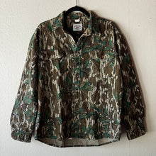 Load image into Gallery viewer, 90’s Ruddy Duck Mossy Oak Greenleaf Shirt (M) 🇺🇸