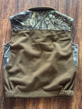Load image into Gallery viewer, 00’s Drake Heavy Fleece Realtree Vest (XL)