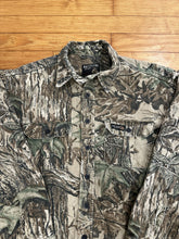 Load image into Gallery viewer, Vintage Rattlers Brand Realtree Camo Chamios (S)