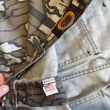 Load image into Gallery viewer, Vintage Duck Head Trebark Camo Pants (XL)