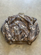 Load image into Gallery viewer, Vintage Mossy Oak Breakup Camo Columbia Puffer Jacket (XL)