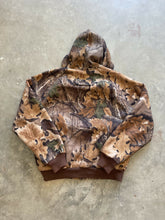 Load image into Gallery viewer, Vintage Realtree Advantage Camo Fleece Hoodie (M)