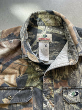 Load image into Gallery viewer, 2000’s Mossy Oak Breakup Camo Button Up Shirt (M)