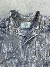 Load image into Gallery viewer, Vintage MossyOak Treestand Camo Chamios (XL)