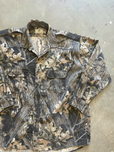Load image into Gallery viewer, Vintage Mossy Oak Breakup Camo Strap Shirt (3XL)