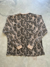 Load image into Gallery viewer, Vintage Mossy Oak Original Bottomland Camo Long Sleeve Shirt (XL)