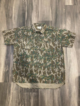Load image into Gallery viewer, 1990’s Mossy Oak Greenleaf Camo Short Sleeve Strap Shirt (2XL)