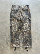 Load image into Gallery viewer, Vintage Libery Realtree Hardwoods Camo Adjustable Waist Pants (L)