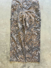 Load image into Gallery viewer, Vintage Mossy Oak Fall Foliage Camo Pants (XL)