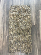 Load image into Gallery viewer, 1990’s Mossy Oak Original Bottomland Camo Adjustable Waist Chamois Pants (L)