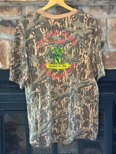 Load image into Gallery viewer, 90’s Grand Slam Club Mossy Oak Treestand Shirt (XL) 🇺🇸
