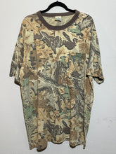 Load image into Gallery viewer, 90’s Realtree Advantage Shirt (XXL/XXXL) 🇺🇸