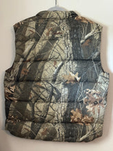 Load image into Gallery viewer, 00’s Cabela’s Realtree Hardwoods 20-200 Goose Down Vest (L/XL)
