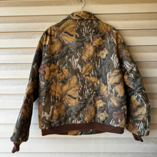 Load image into Gallery viewer, 90’s Mossy Oak Fall Foliage Jacket (L) 🇺🇸