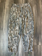 Load image into Gallery viewer, Vintage Mossy Oak Treestand Camo Adjustable Waist Chamois Pants (S)