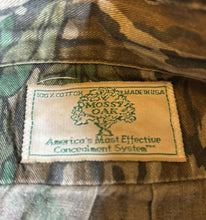 Load image into Gallery viewer, 80’s Mossy Oak Greenleaf Shirt (L) 🇺🇸