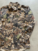 Load image into Gallery viewer, Vintage Mossy Oak Forest Floor Camo Button Up Shirt (S)