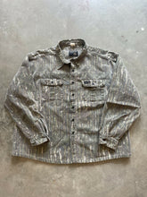 Load image into Gallery viewer, Vintage Faded Realtree Camo Chamois Shirt (2XL)