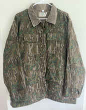 Load image into Gallery viewer, 80’s Mossy Oak Greenleaf Gray Corduroy Collar Jacket (XL) 🇺🇸