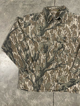 Load image into Gallery viewer, 90’s Mossy Oak Treestand Denim Button Down (XL) 🇺🇸