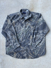 Load image into Gallery viewer, Vintage Mossy Oak Shadow Branch Camo Button-Up (2XL)