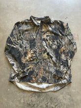 Load image into Gallery viewer, 2000’s Mossy Oak Breakup Camo Button Up Shirt (2XL)