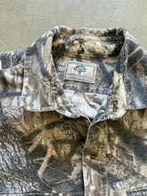 Load image into Gallery viewer, Vintage Mossy Oak Gen 1 Breakup Camo Chamois Shirt (XL)