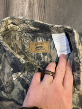 Load image into Gallery viewer, 1990’s Duxbak Mossy Oak Breakup Camo Button Up Shirt (XL)