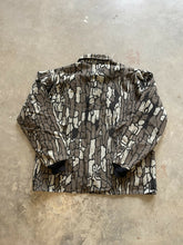 Load image into Gallery viewer, Vintage Trebark Camo Chamois Jacket (L)