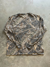 Load image into Gallery viewer, Vintage Mossy Oak Shadow Branch Camo T-Shirt (XL)