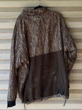 Load image into Gallery viewer, Drake Mossy Oak Bottomland 1/4 Zip Pullover Jacket (XXL)