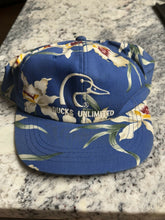Load image into Gallery viewer, 80’s Hawaiian Ducks Unlimited Snapback