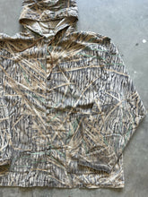 Load image into Gallery viewer, Vintage Light Weight Mossy Oak Shadow Grass Camo Hooded Jacket (XL)