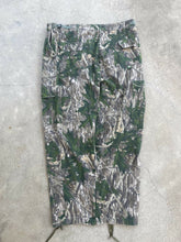 Load image into Gallery viewer, Vintage MossyOak Shadow Leaf Adjustable Waist Pants (36-40”x32”)