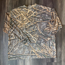 Load image into Gallery viewer, 1990’s Mossy Oak Shadowgrass Camo Long Sleeve Shirt (XL)