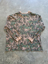 Load image into Gallery viewer, Vintage Mossy Oak Greenleaf Camo Long Sleeve Shirt (XL)